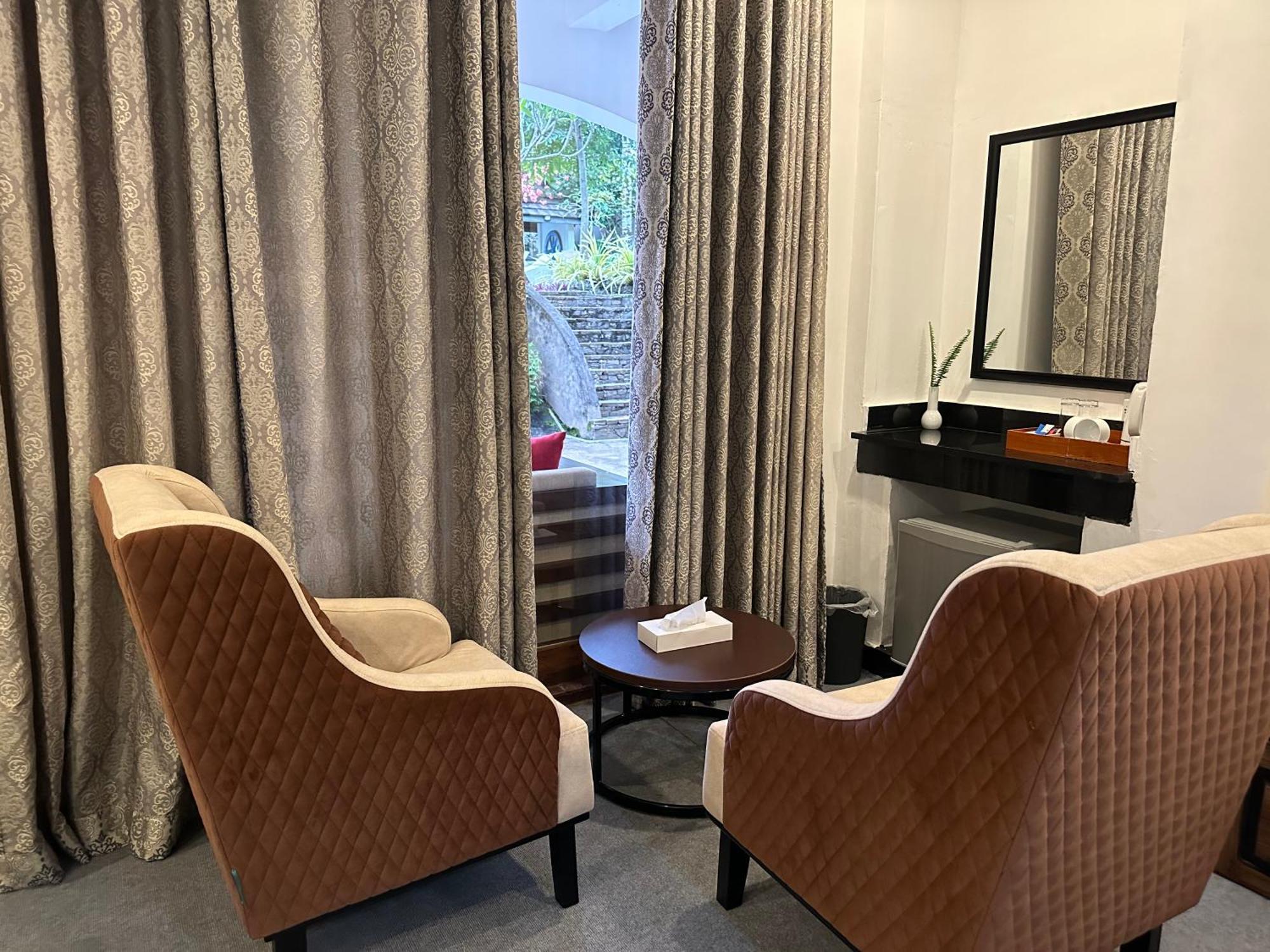Elegant Hotel Kandy Eksteriør billede