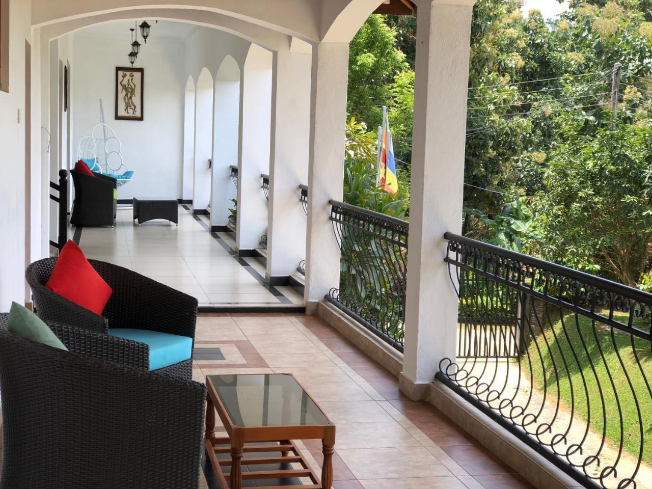Elegant Hotel Kandy Eksteriør billede