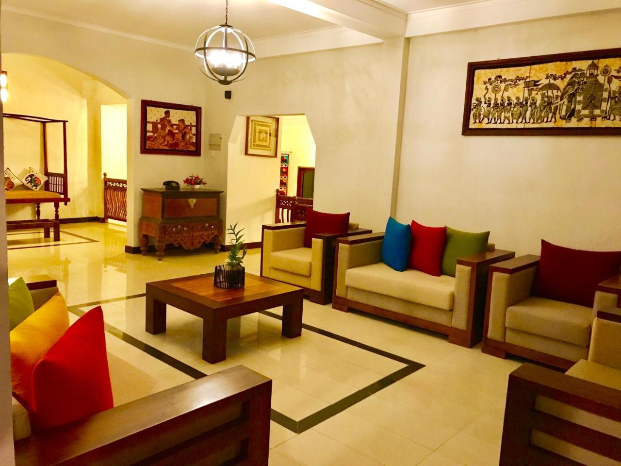 Elegant Hotel Kandy Eksteriør billede