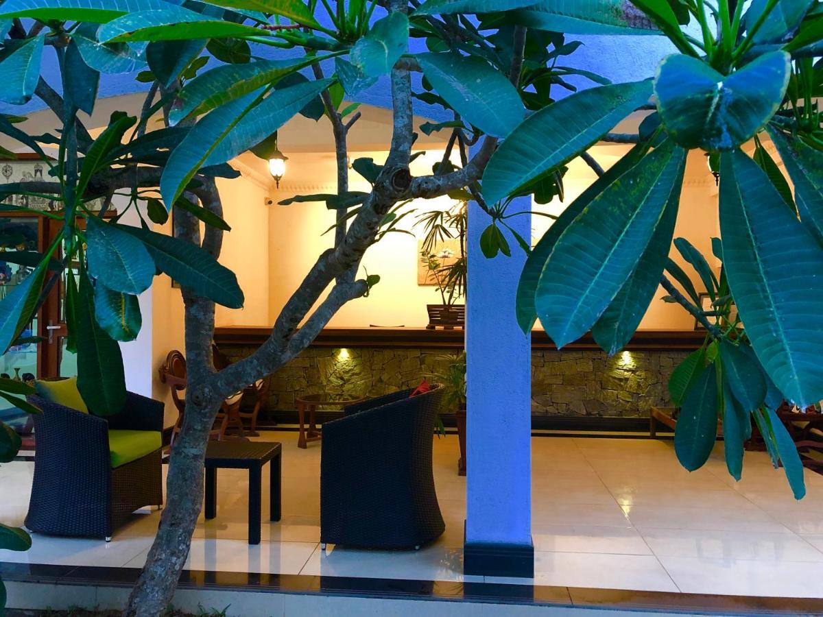 Elegant Hotel Kandy Eksteriør billede